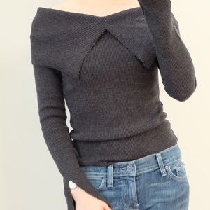 Off shoulder long sleeves sweater SZ XS